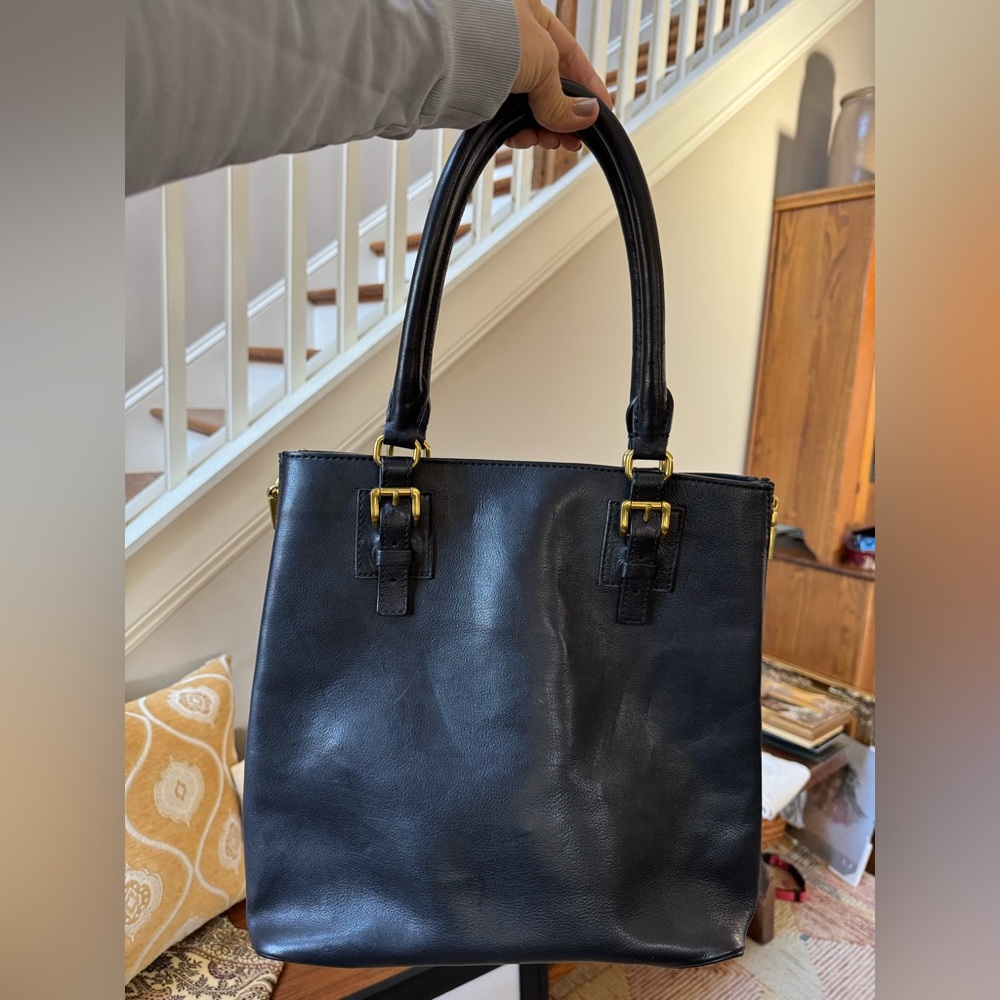Gorgeous JCrew black leather bag. Maybe carried 2-3 times.